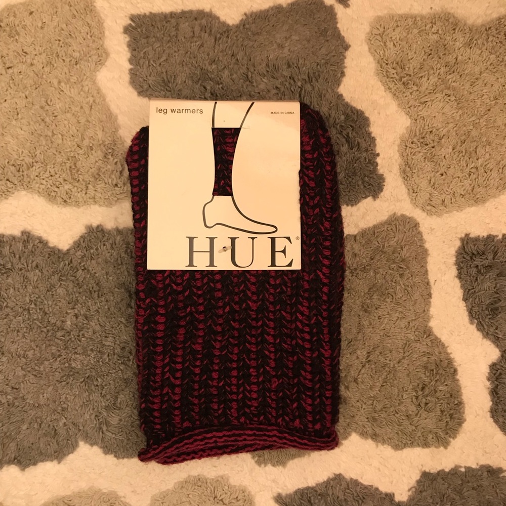 NWT HUE Leg Warmers